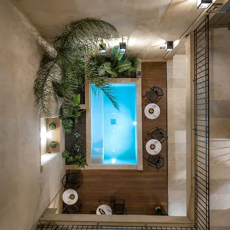 Casa Di Gaga Luxury 4*